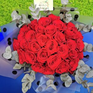 Buchet cu 31 Trandafiri Rosii Premium