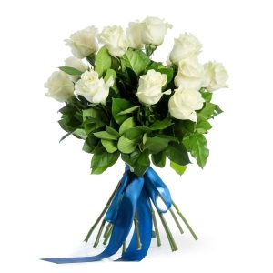 Buchet Elegant 15 trandafiri albi Florarie Targoviste Livrare Flori Targoviste
